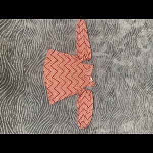 Lily White Size Medium Burgundy and and tan cold shoulder blouse